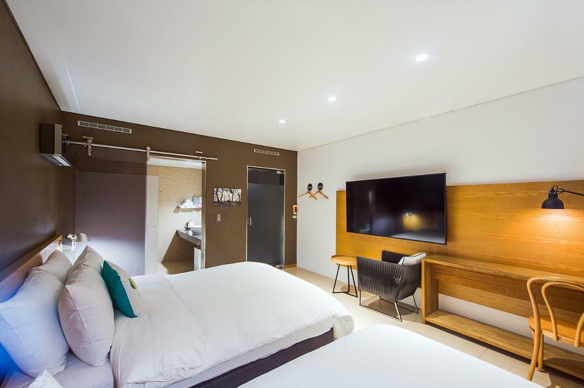 Soho Hotel Airport Daegu Exterior photo