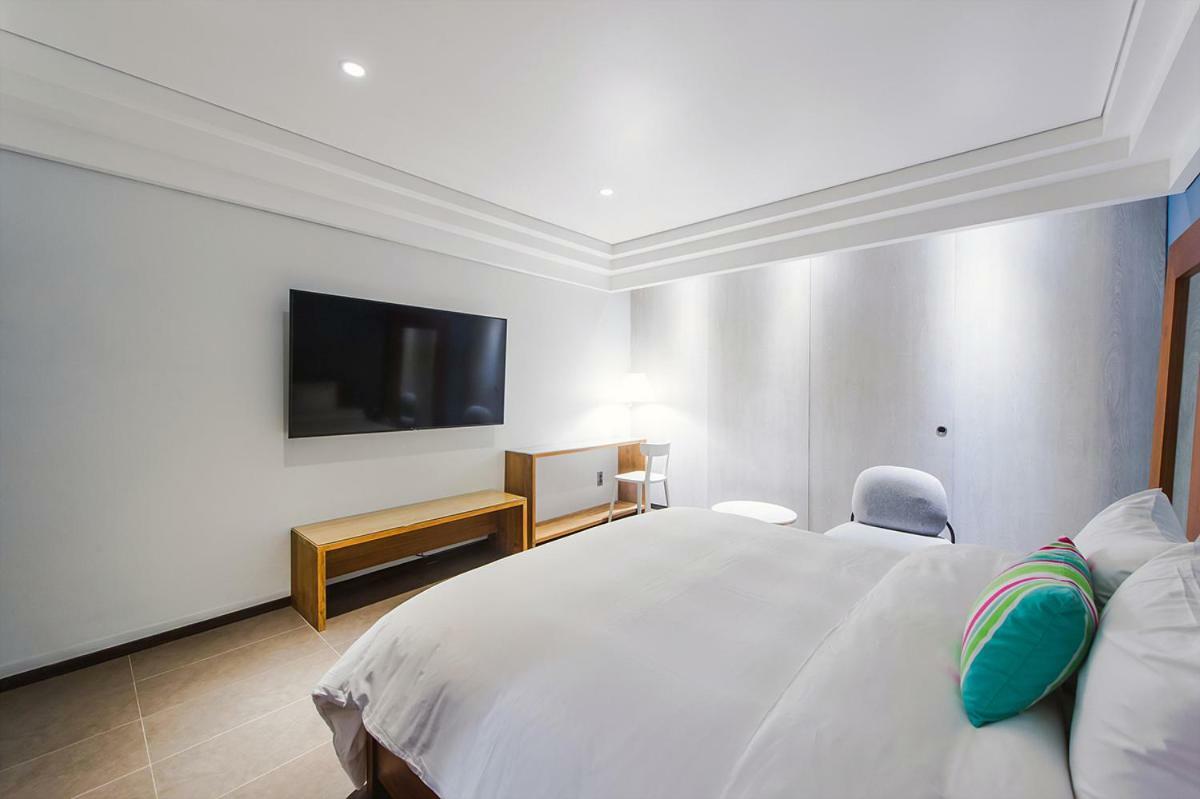 Soho Hotel Airport Daegu Exterior photo